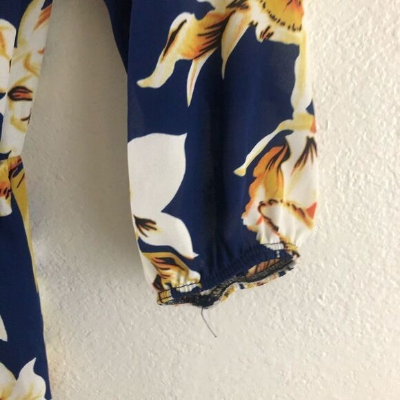 Sage Blue and yellow Floral Print Romper size M - Picture 3 of 6